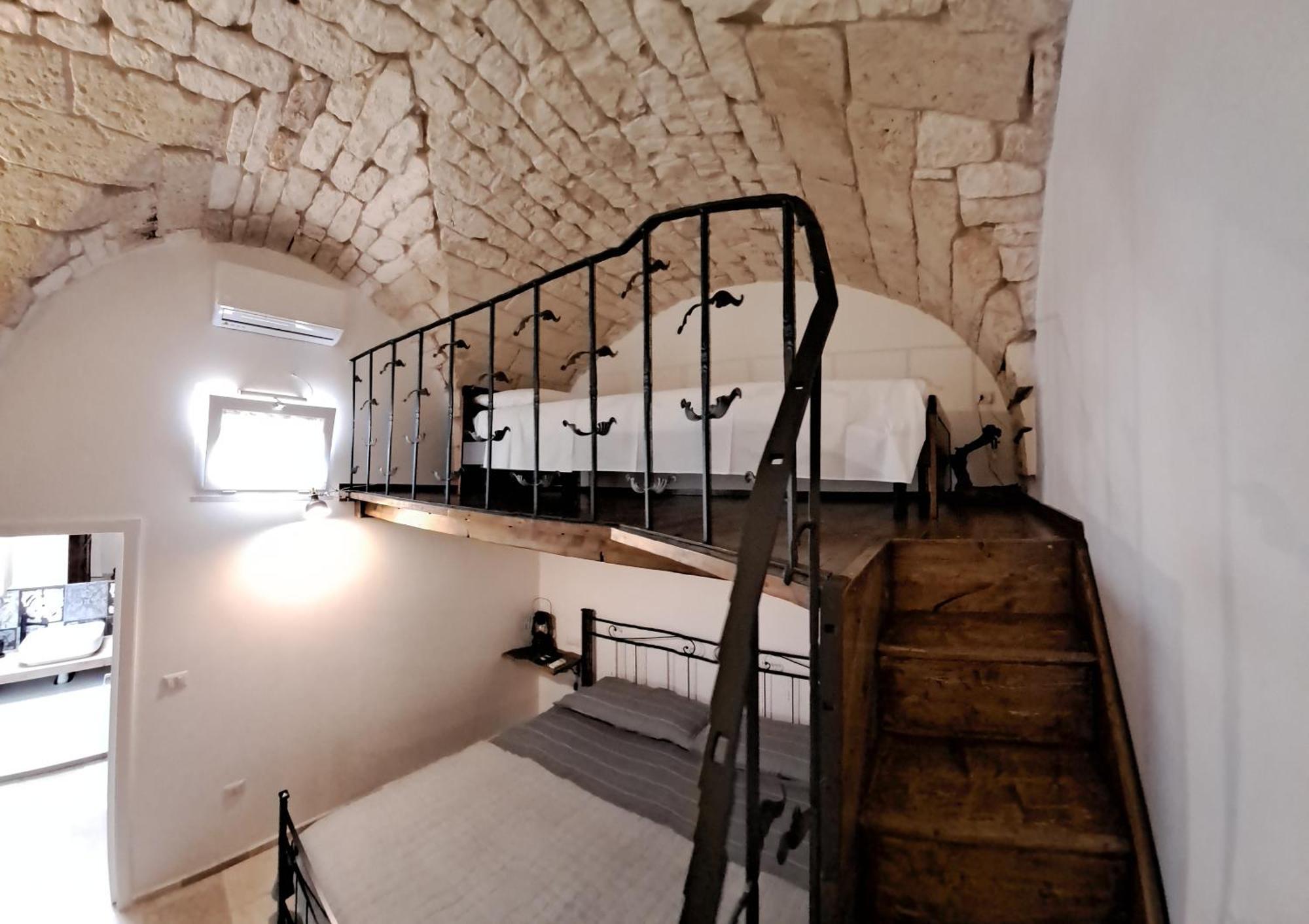 Petrakis House Hotel Ostuni Buitenkant foto