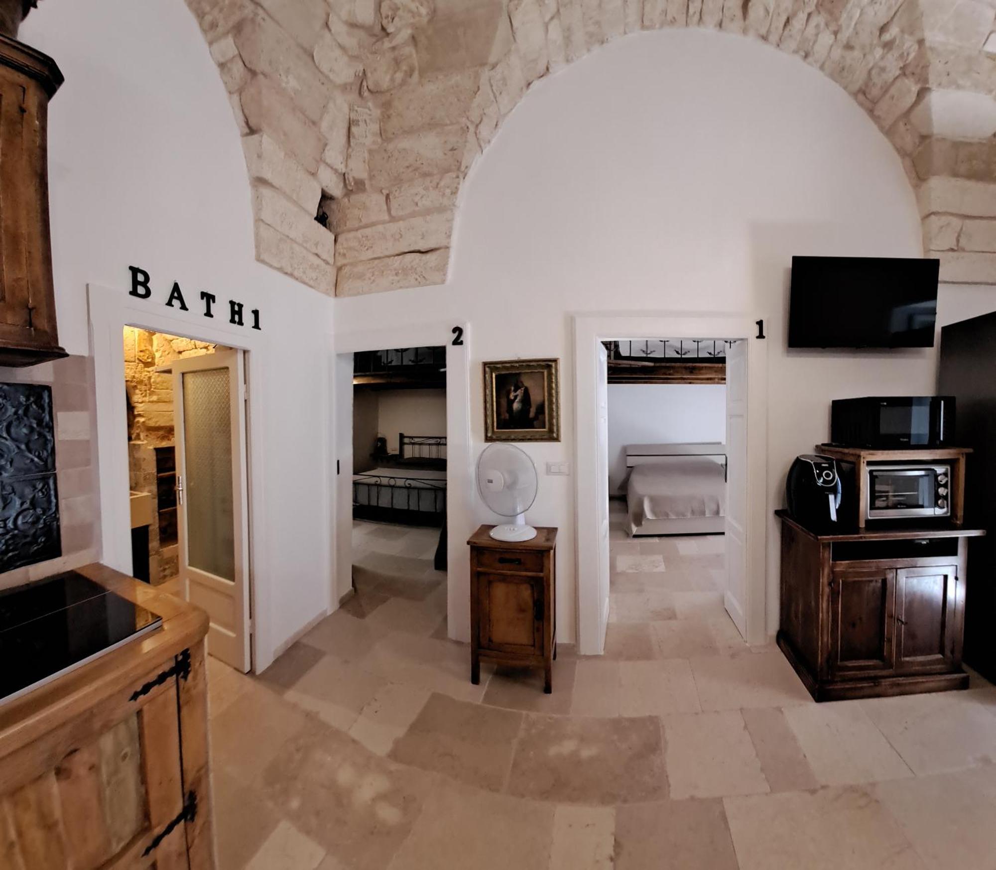 Petrakis House Hotel Ostuni Buitenkant foto